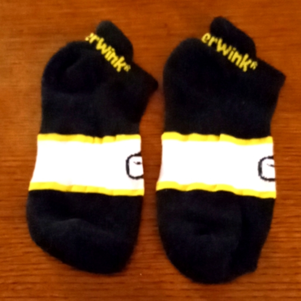 Wonder wink socks